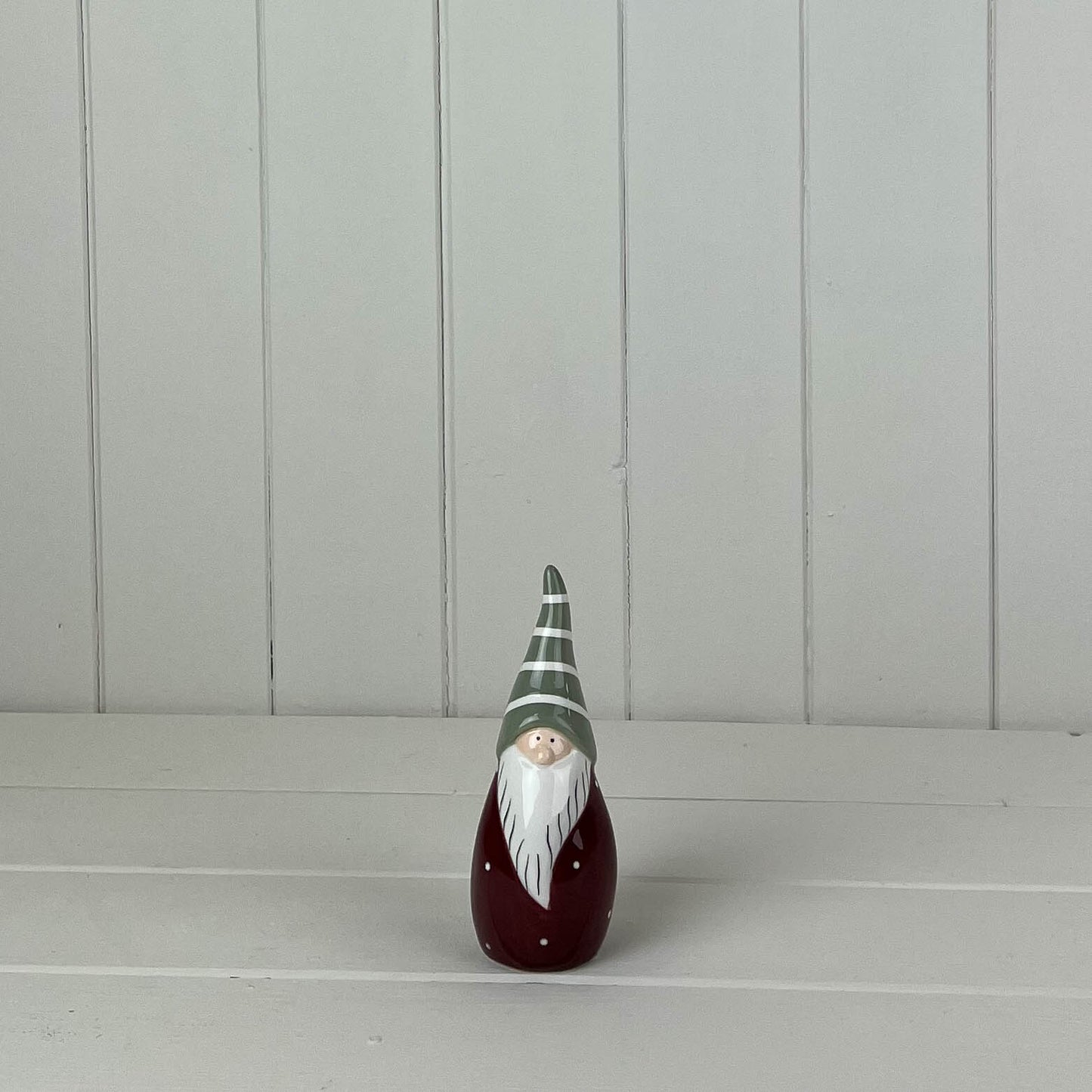 Dark Red/White Ceramic Gonk