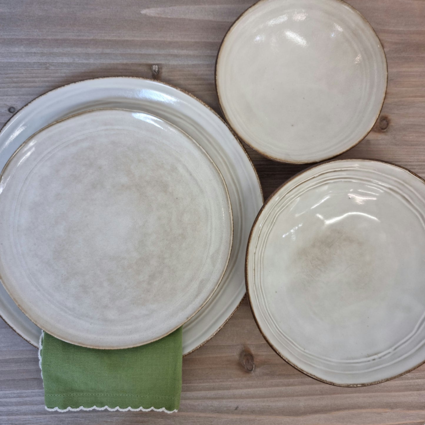 Stoneware Dinner Set