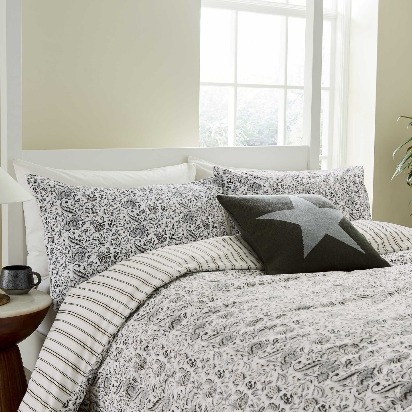 Helena Springfield Long Island Byron Cover Set - Grey & Linen