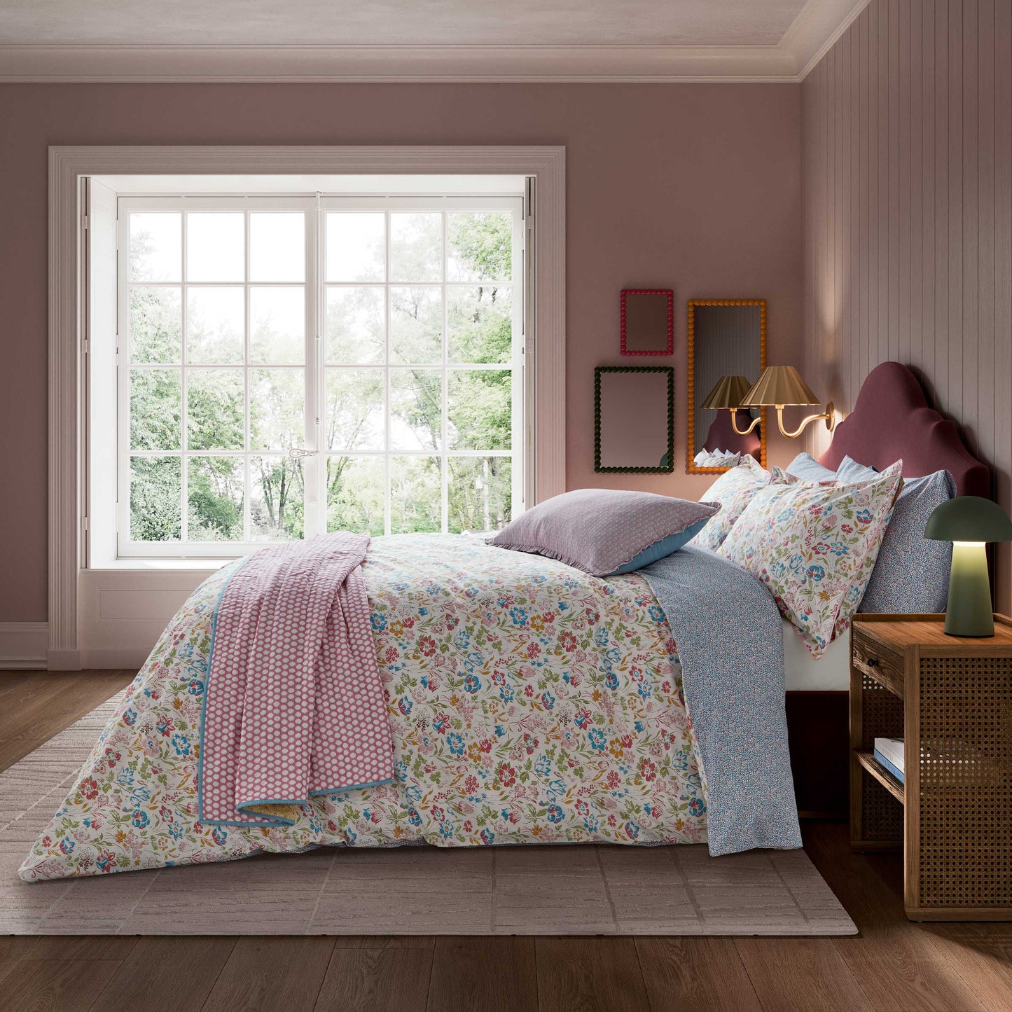 Land & Shore Meadowsweet Cover Set - Multi