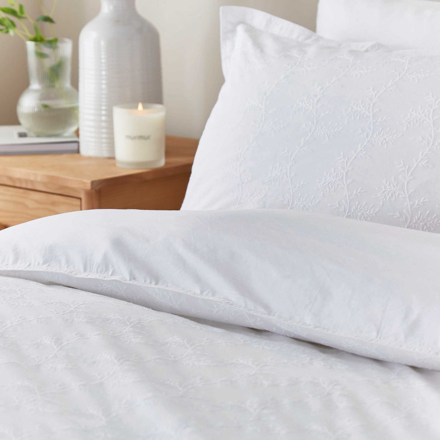 Murmur Bea Duvet Cover Set - White