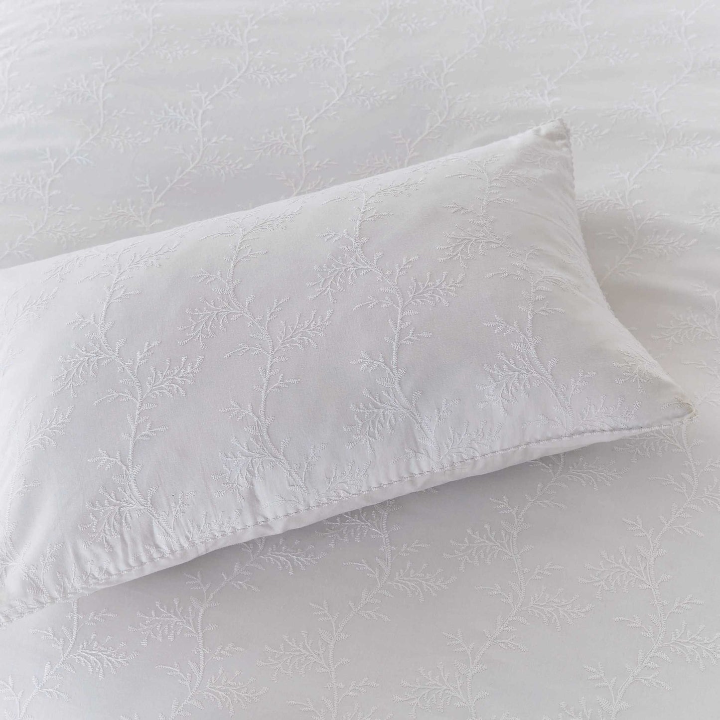 Murmur Bea Duvet Cover Set - White
