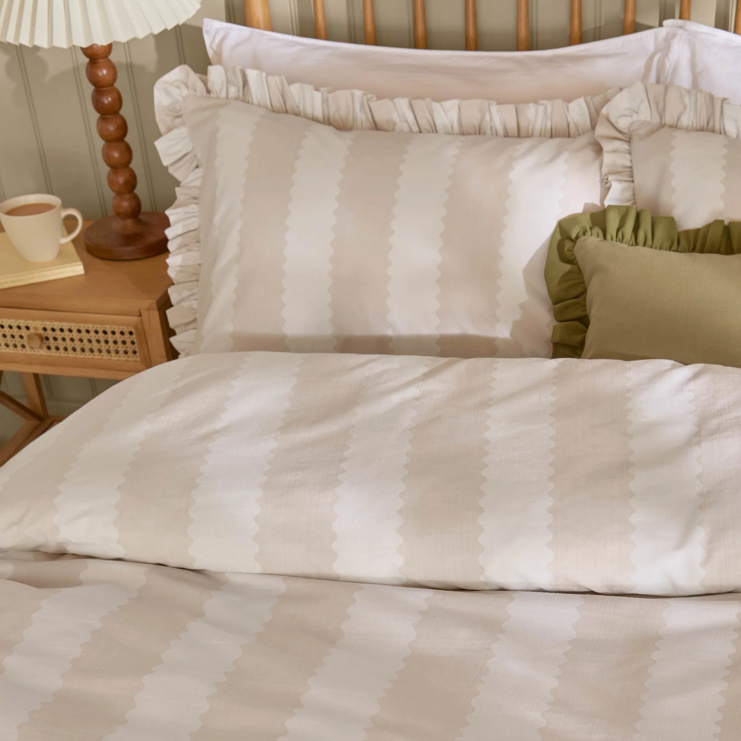 Birdie Stripe Ruffle Duvet Cover Set - Oat/Milk