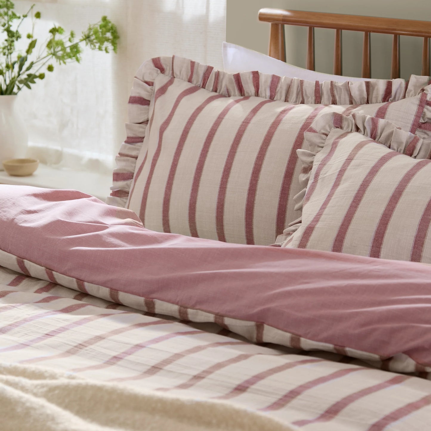 Connie Striped Ruffle Duvet Cover Set - Clay Pink