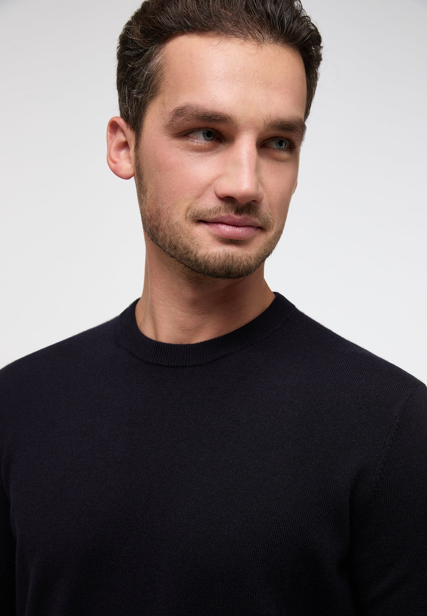 Eterna Round Neck Knitwear - Navy