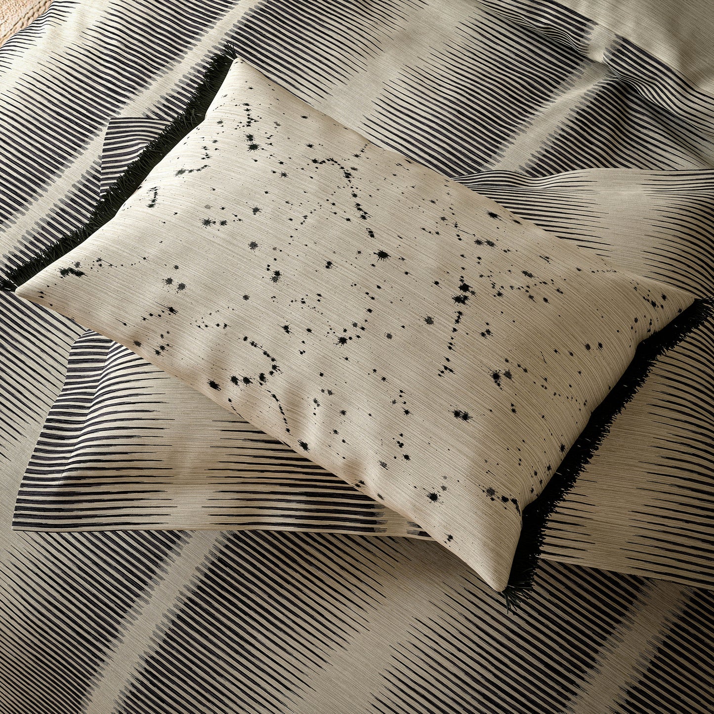 Harlequin Moho Cushion (60 x 40cm)