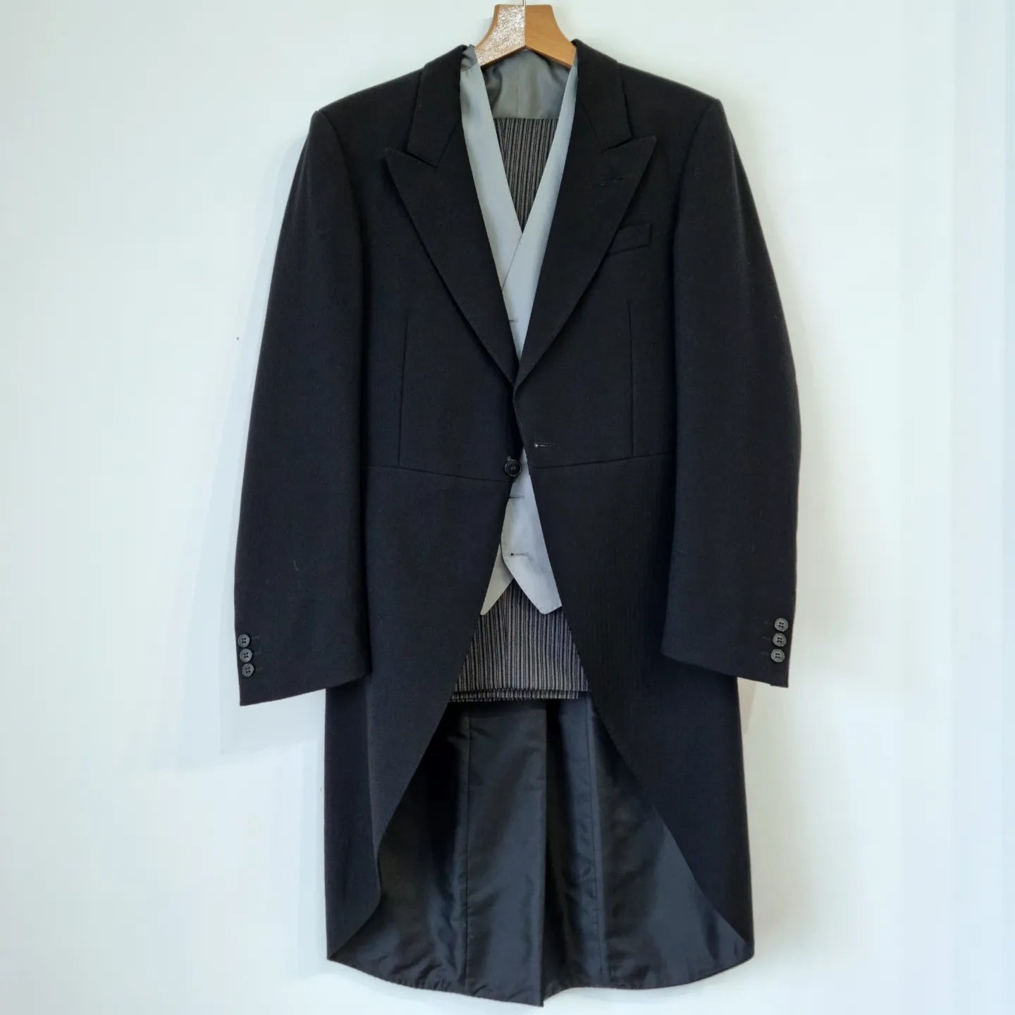 Black Tail Coat