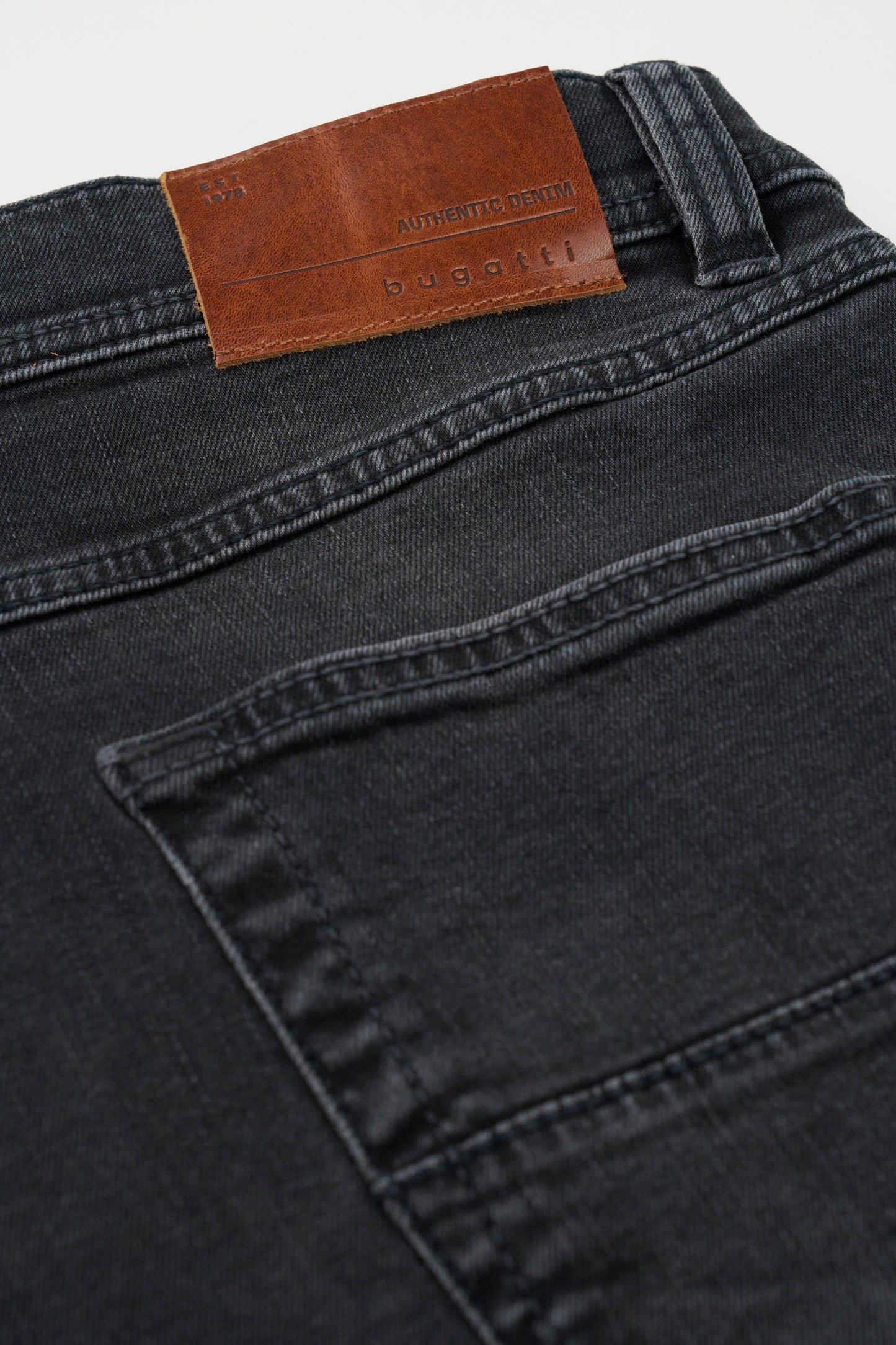 Bugatti Jeans - Dark Grey