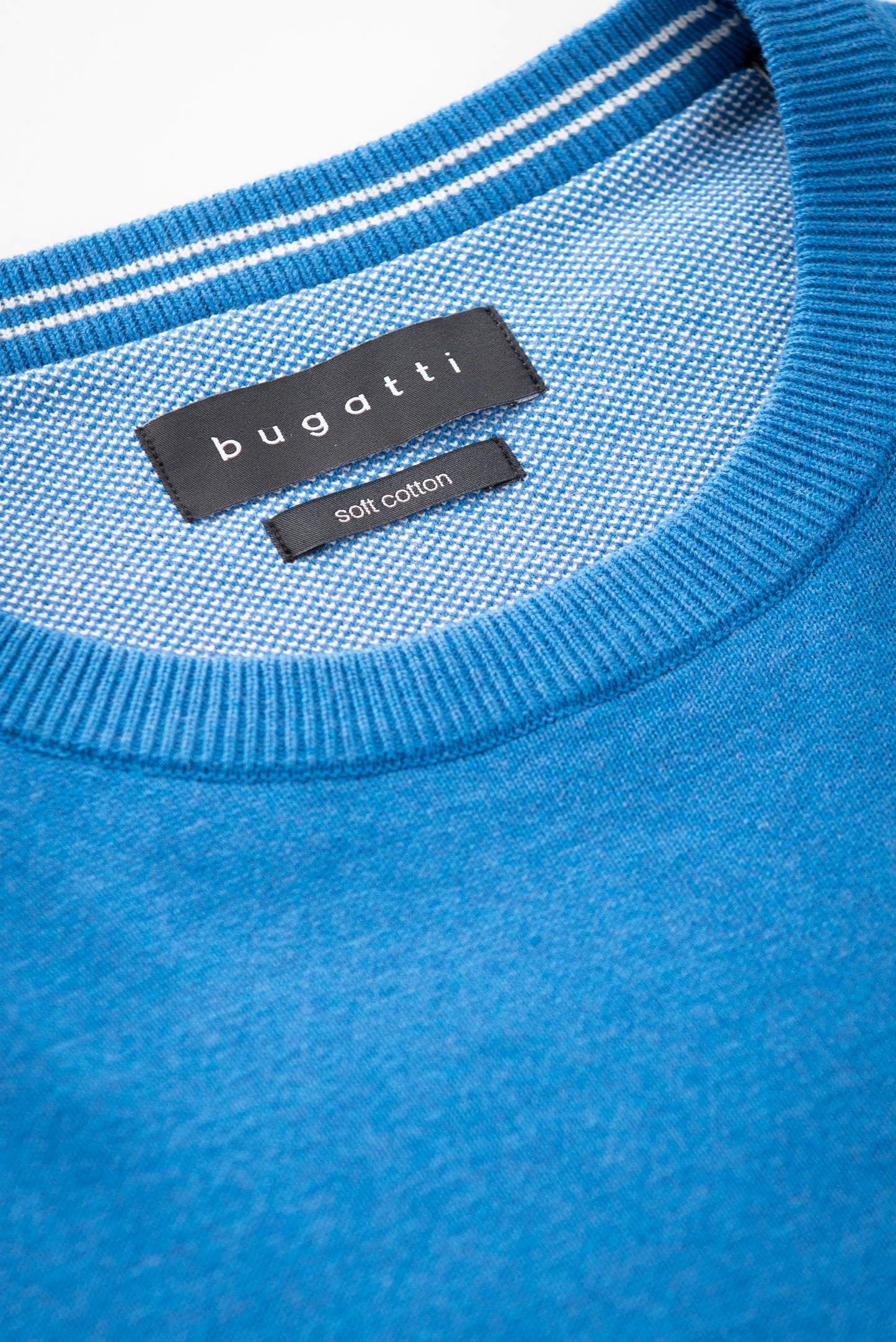 Bugatti Round Neck Knitwear - Blue