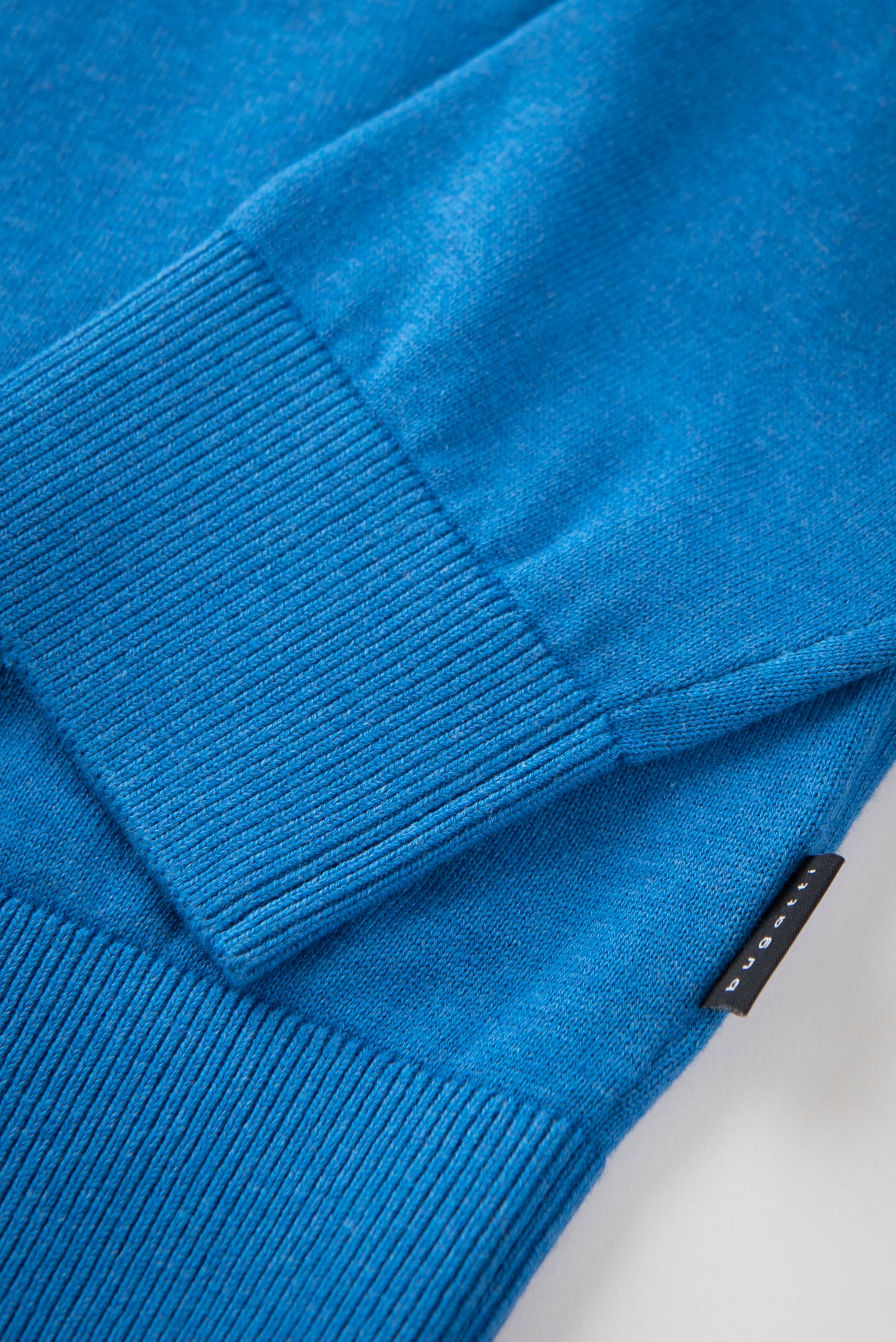 Bugatti Round Neck Knitwear - Blue