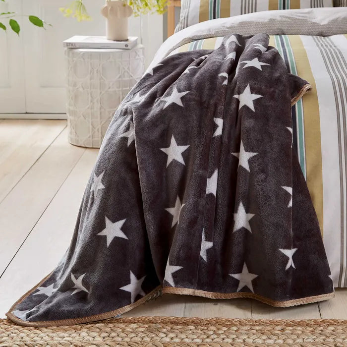 Helena Springfield Long Island Star Fleece Throw - Charcoal & Linen (140 x 180cm)